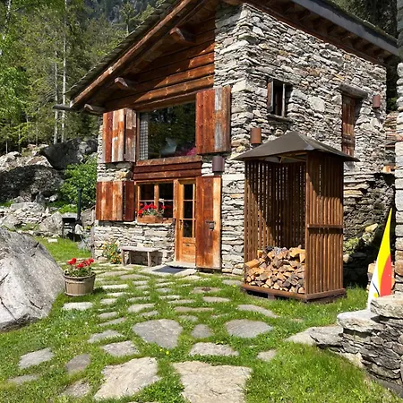 Resalbert Chalet Chiavenna Exterior photo